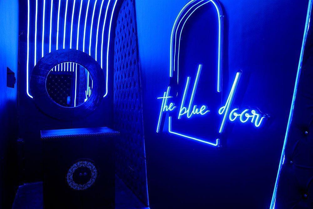 THE BLUE DOOR BALI, BAR & CLUB LOUNGE THE BLUE DOOR BALI, BAR & CLUB LOUNGE