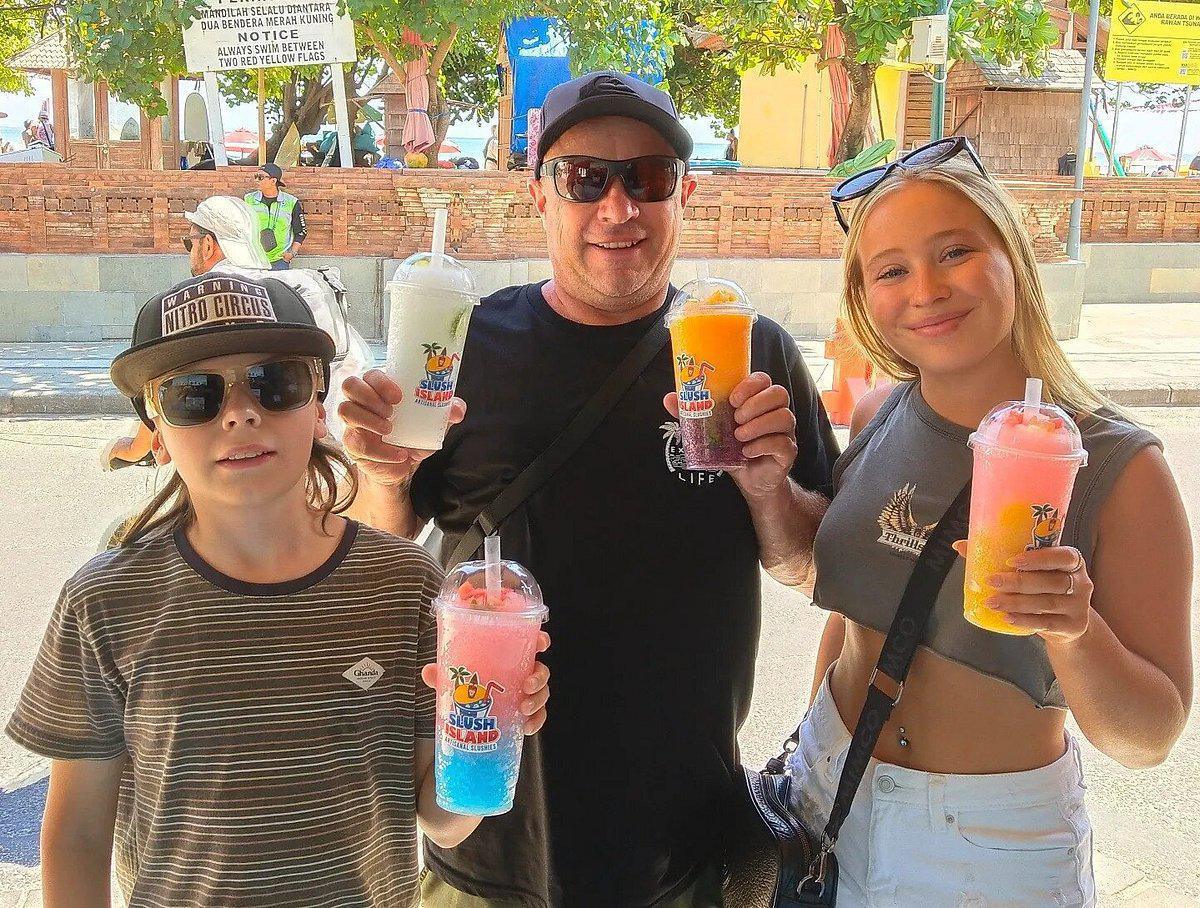SLUSH ISLAND BEACHWALK BALI