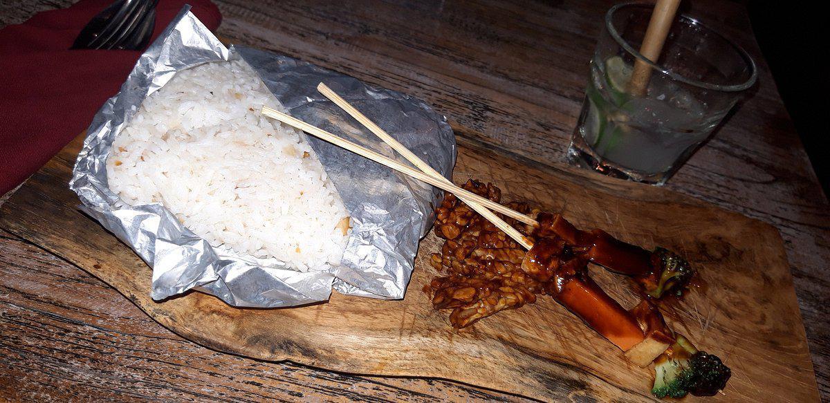 HIDEOUT BAR & RESTAURANT