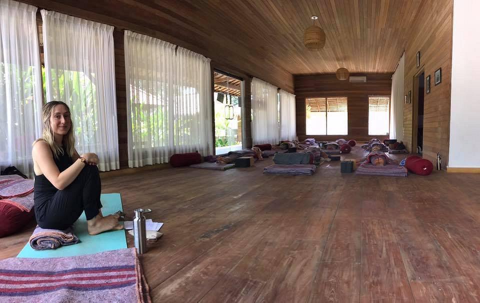 YOGA BLISS LEMBONGAN YOGA BLISS LEMBONGAN