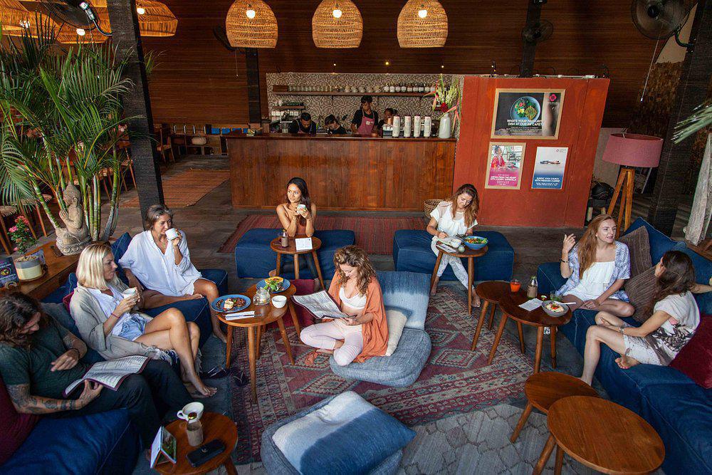 RADIANTLY ALIVE YOGA STUDIO RADIANTLY ALIVE YOGA STUDIO