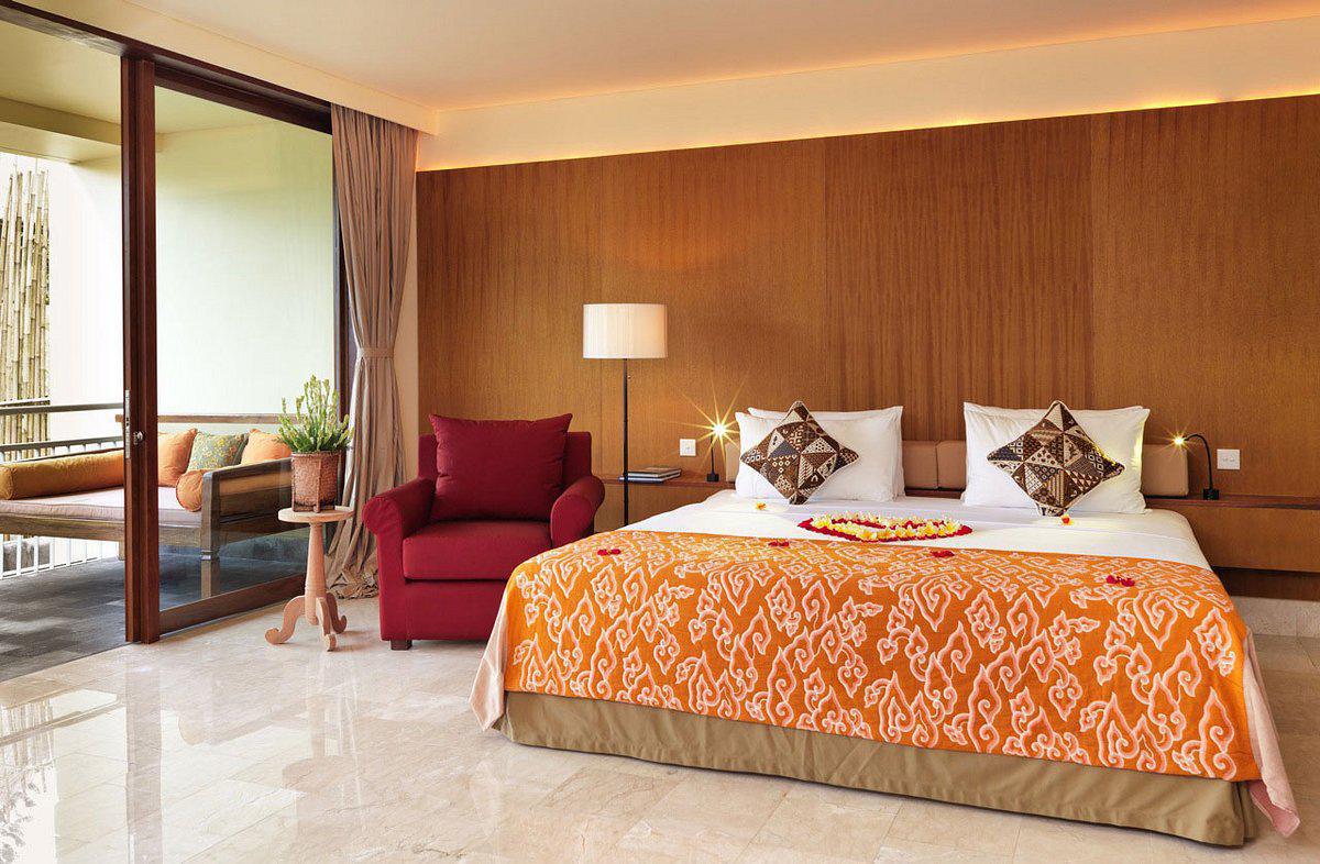 KOMANEKA AT RASA SAYANG