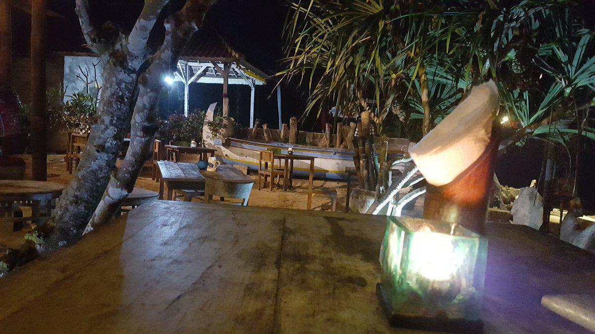  DREAM BEACH, NUSA LEMBONGAN