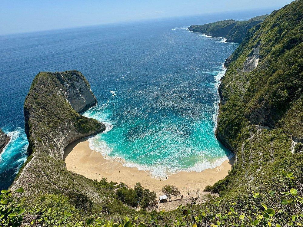 KELINGKING BEACH KELINGKING BEACH