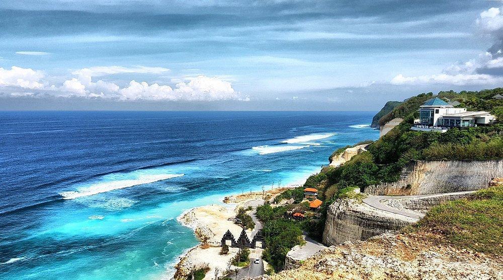 PANTAI MELASTI UNGASAN PANTAI MELASTI UNGASAN