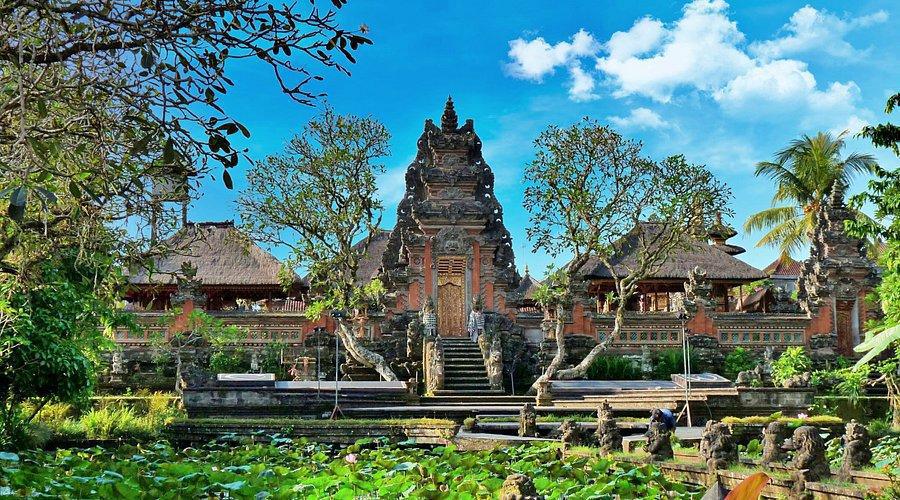 SARASWATI TEMPLE UBUD SARASWATI TEMPLE UBUD