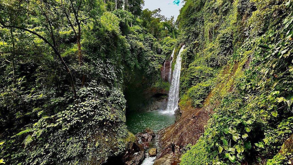 ALING-ALING WATERFALL ALING-ALING WATERFALL