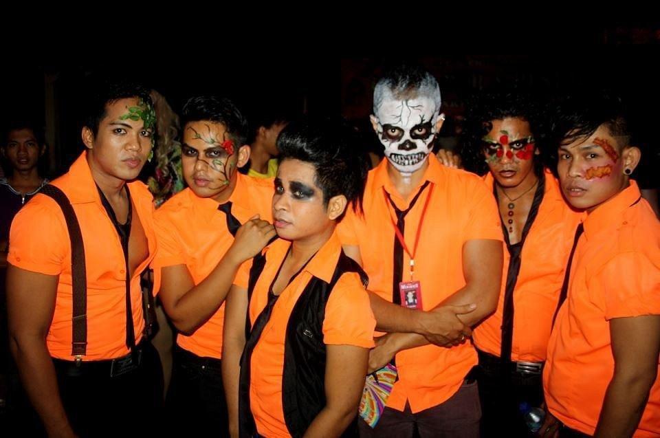 MIXWELL BAR MIXWELL BAR