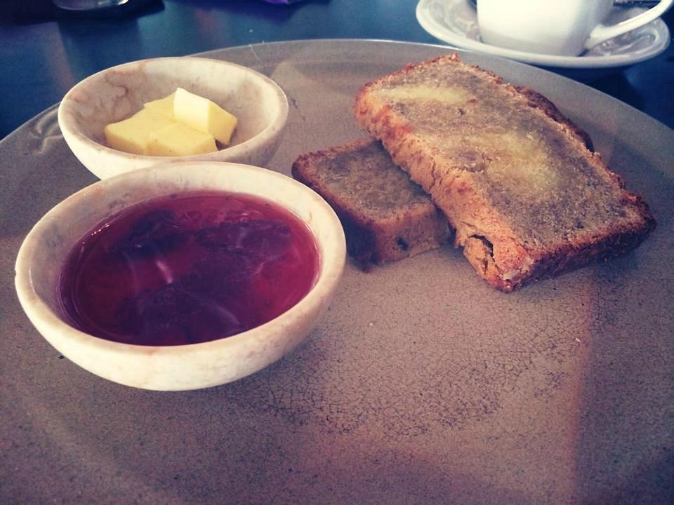 ROUND BAR CAFE ROUND BAR CAFE