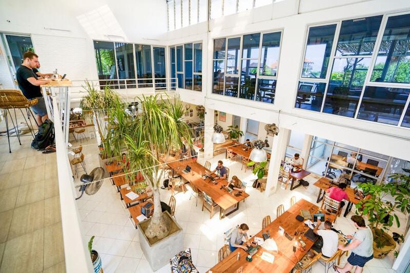 HUB BALI COWORKING LEGIAN
