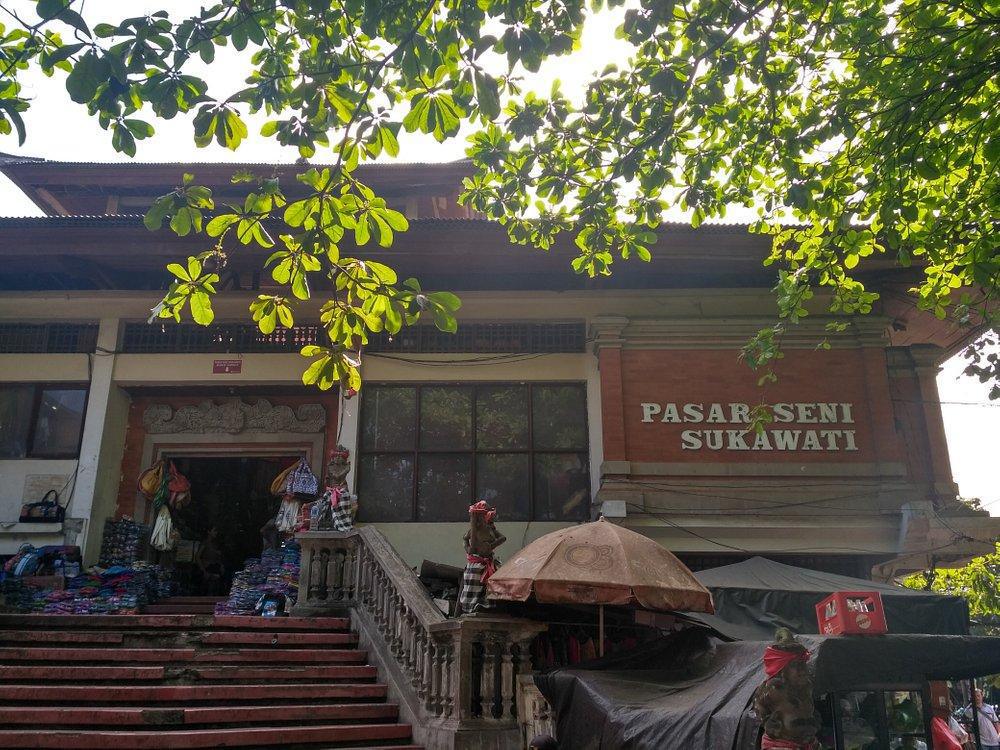 SUKAWATI ART MARKET