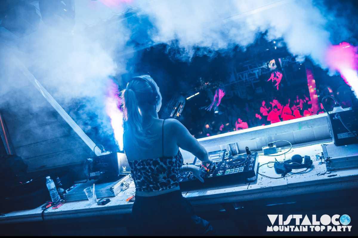 VISTA LOCO MOUNTAIN TOP PARTY