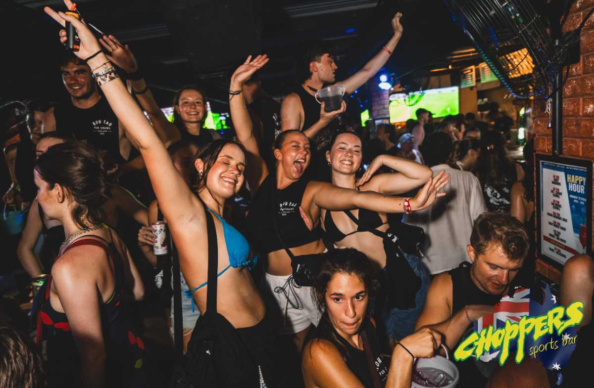 CHOPPERS SPORTS BAR 