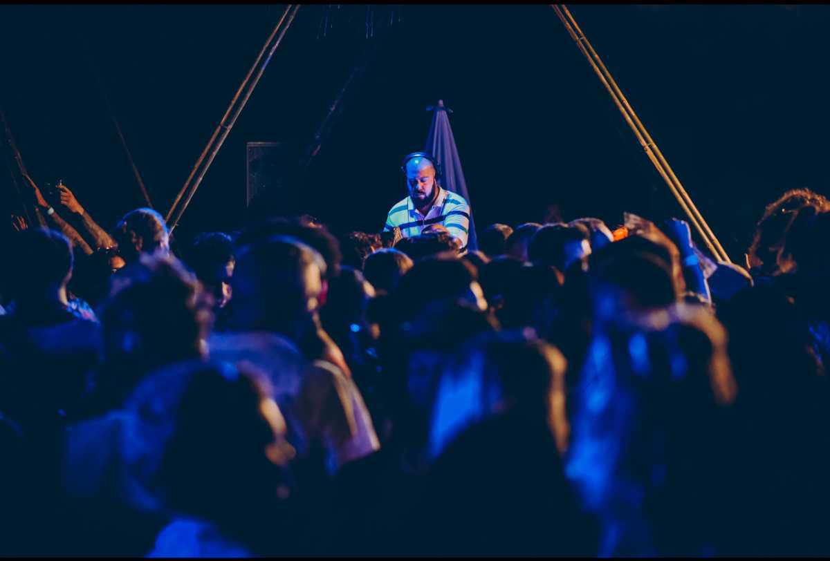 B2TG • BACK TO THE GROOVE 