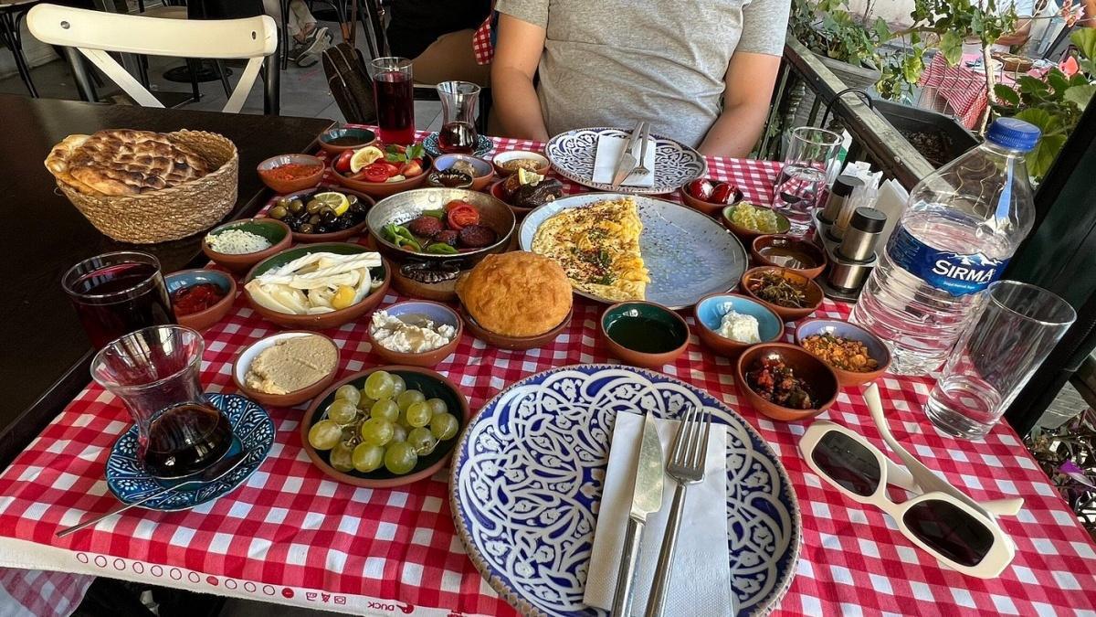 SA VA ANATOLIAN BREAKFAST HOUSE