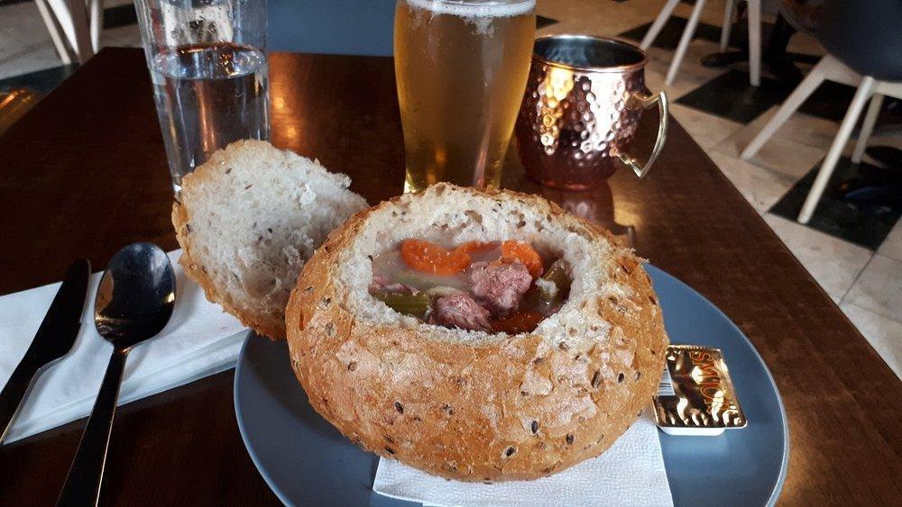 THE DOWNTOWN CAFE & BAR THE DOWNTOWN CAFE & BAR