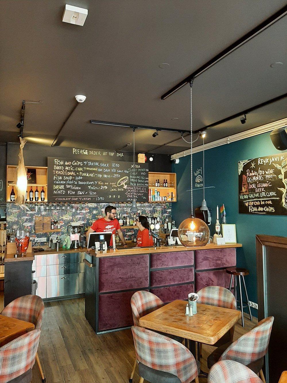 FISH & CHIPS RESTAURANT