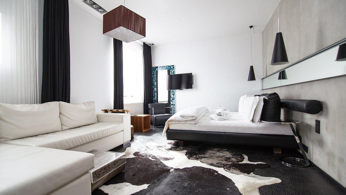 THINGHOLT BY CENTER HOTELS