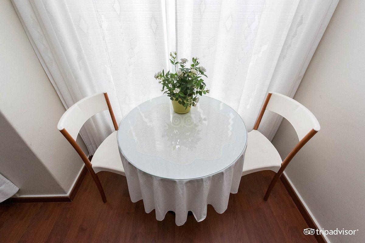 SNORRI'S GUESTHOUSE SNORRI'S GUESTHOUSE