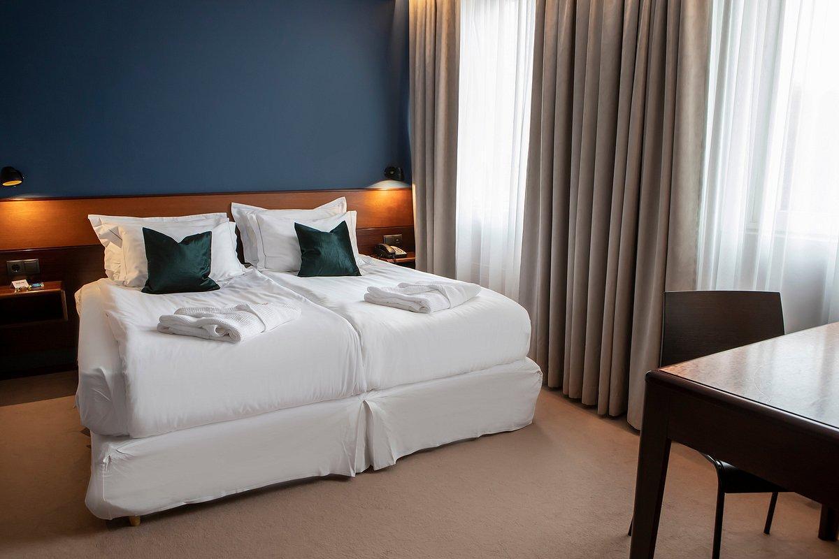 HOTEL HOLT - THE ART HOTEL HOTEL HOLT - THE ART HOTEL