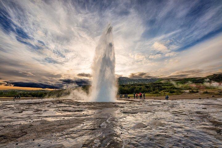 GOLDEN CIRCLE CLASSIC DAY TOUR FROM REYKJAVIK