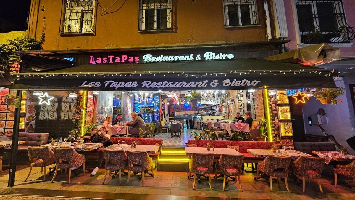 LAS TAPAS RESTAURANT