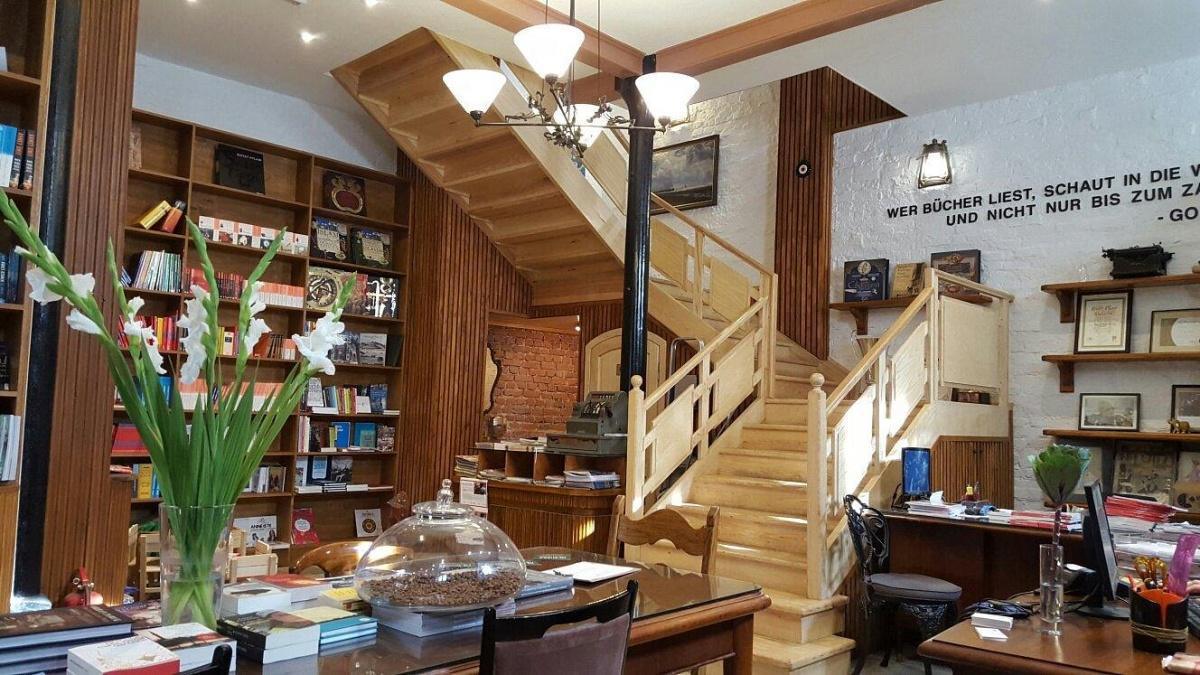 TÜRK ALMAN KITABEVI & CAFE