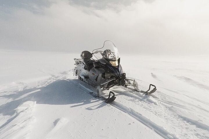 SNOWMOBILING ON LANGJÖKULL GLACIER AND SECRET LAGOON TOUR