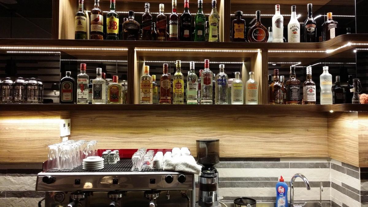 SHISHLY CAFE & BISTRO