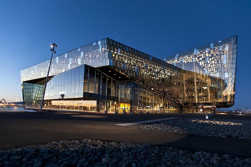 HARPA REYKJAVIK CONCERT HALL AND CONFERENCE CENTRE HARPA REYKJAVIK CONCERT HALL AND CONFERENCE CENTRE