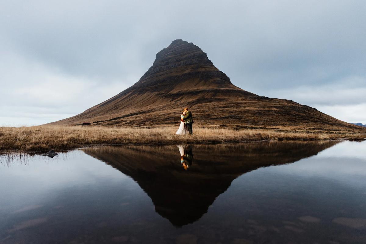 SUNDAY & WHITE STUDIO SUNDAY & WHITE STUDIO