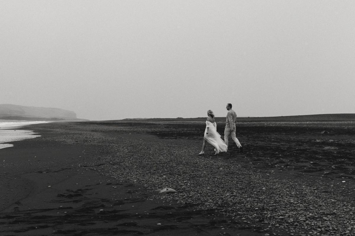 CAROLINE VABRIT PHOTOGRAPHY - ICELAND ELOPEMENT AND ENGAGEMENT