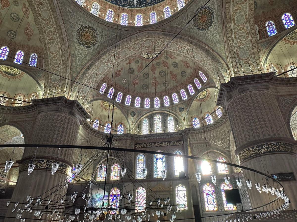 ISTANBUL BEST : ICONIC LANDMARKS FULLDAY PRIVATE GUIDED CITY TOUR