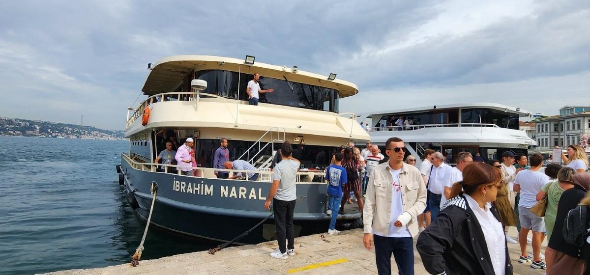 3 HOURS BOSPHORUS BOAT CRUISE WITH STOP IN ASIA SIDE