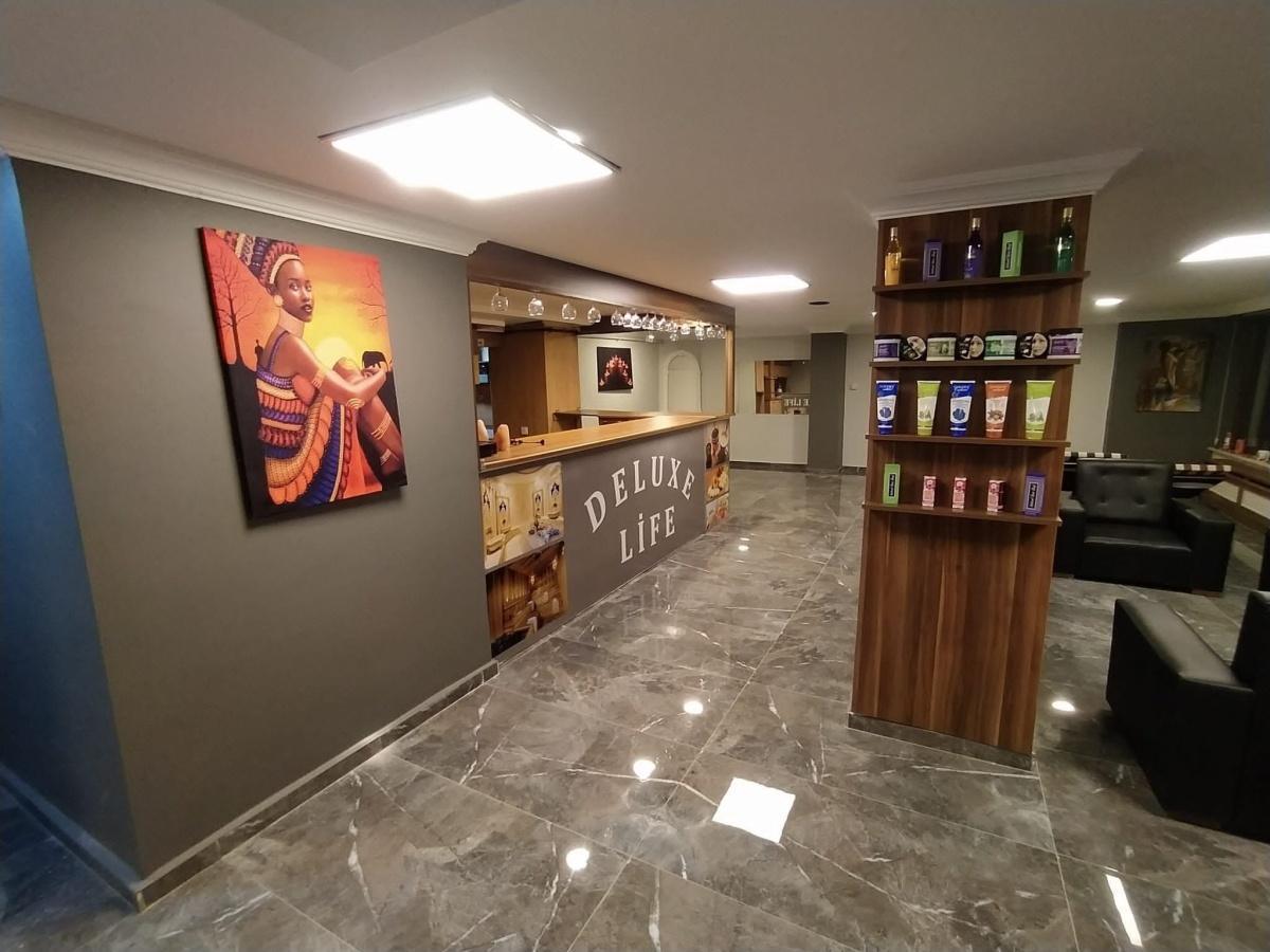 DELUXE LIFE SPA & WELLNESS
