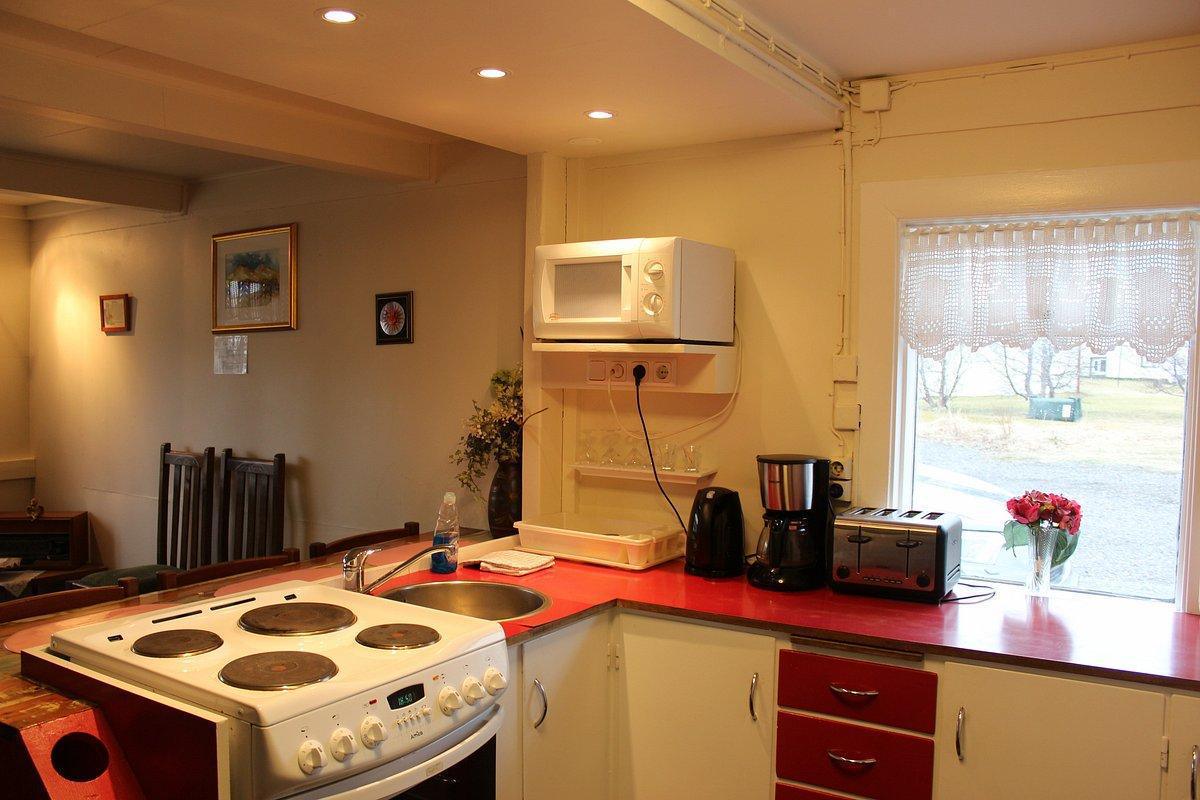 HÖFÐI LODGE 5-STAR LUXURY AND ADVENTURE LODGE