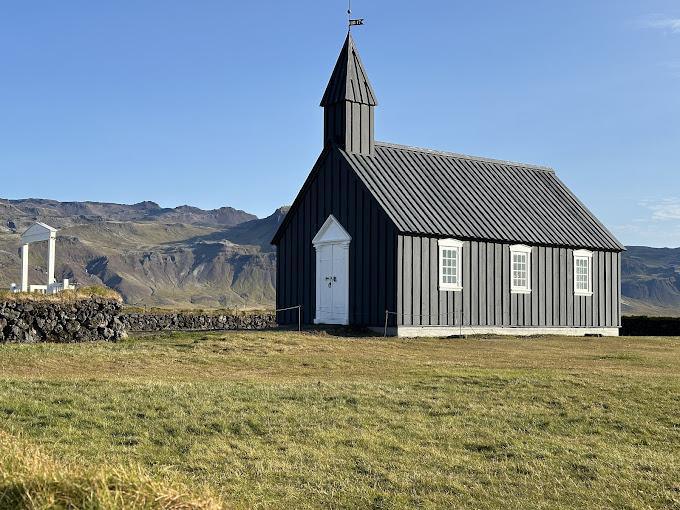 HOTEL BÚÐIR