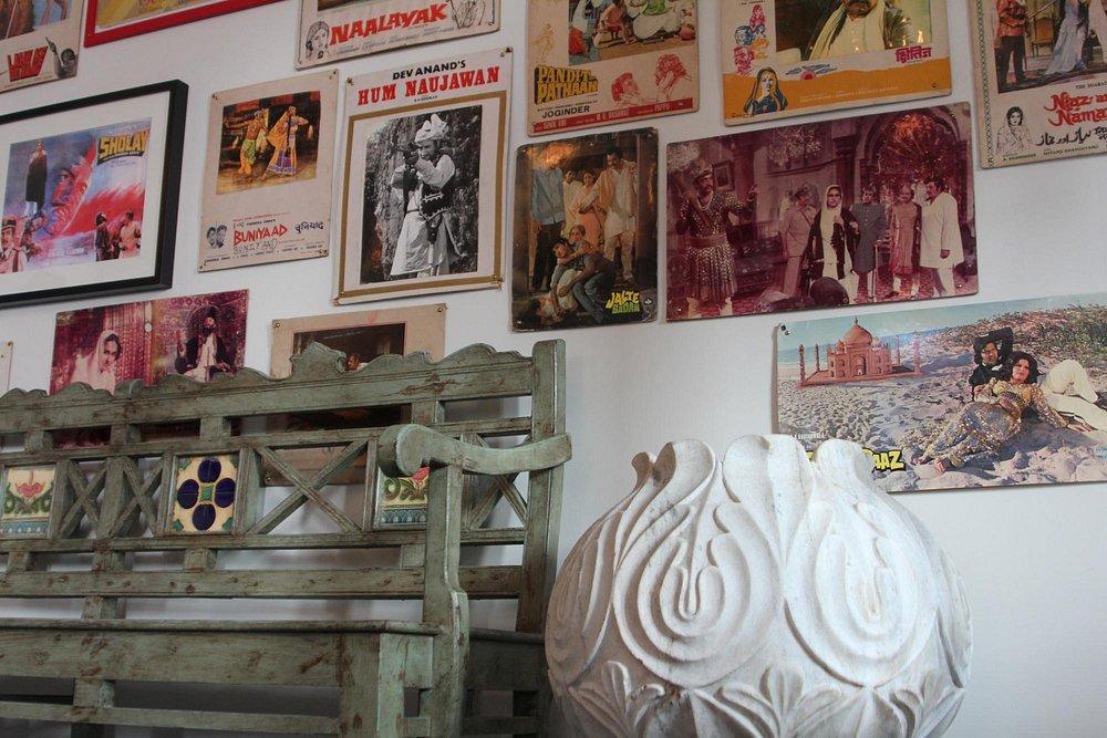 HRADLESTIN HRADLESTIN