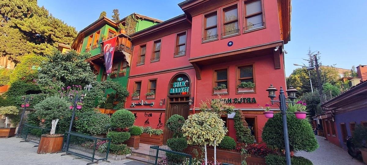 ISTANBUL PRINCES ISLAND TOUR WITH LUNCH & HOTEL TRANSFER ISTANBUL PRINCES ISLAND TOUR WITH LUNCH & HOTEL TRANSFER