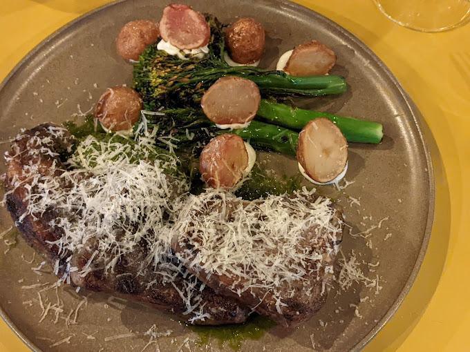 BRASSERIE KÁRSNES BRASSERIE KÁRSNES