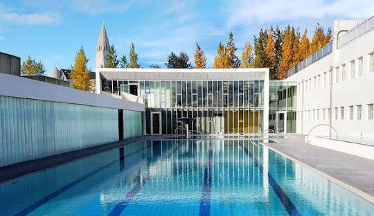 SUNDHÖLLIN SUNDHÖLLIN