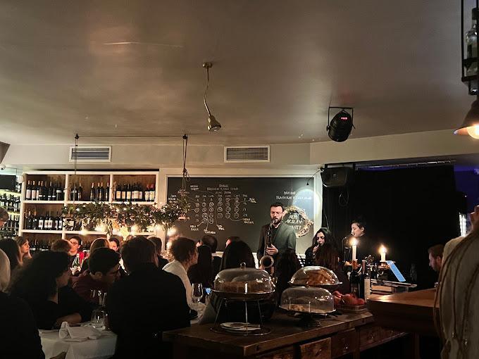 ISTANBUL BAR RESTRO AND MUSIC ISTANBUL BAR RESTRO AND MUSIC