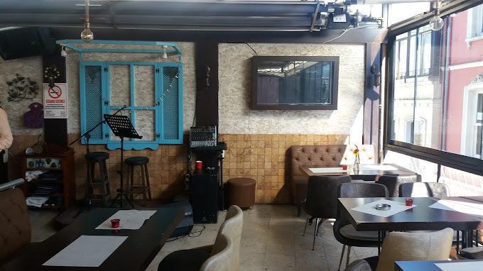 BECO'S RESTAURANT & BAR BECO'S RESTAURANT & BAR