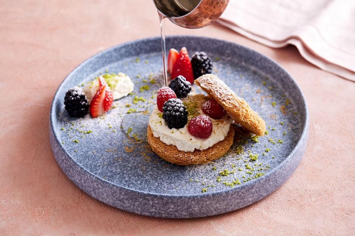 AL NAFOORAH - JUMEIRAH AL QASR AL NAFOORAH - JUMEIRAH AL QASR