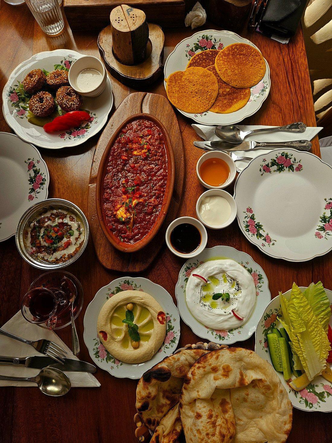 AL KHAYMA HERITAGE RESTAURANT & CAFE