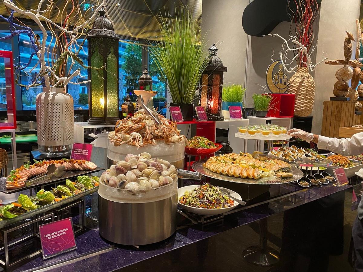 LIV RESTAURANT LIV RESTAURANT