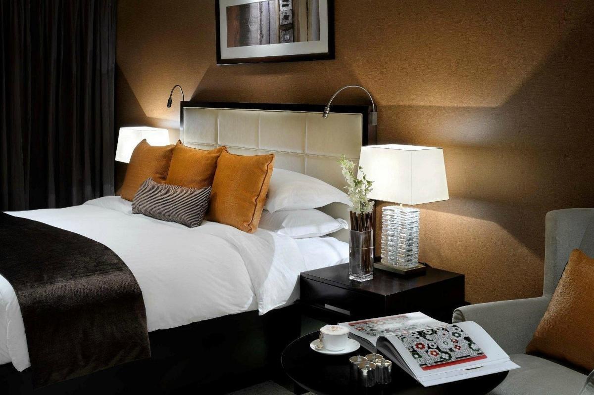 JW MARRIOTT HOTEL MARINA