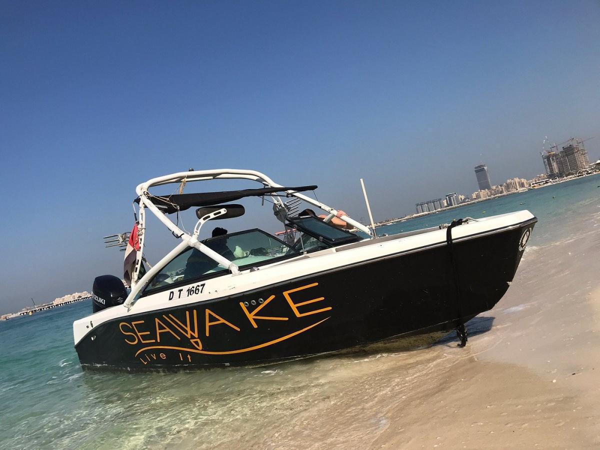 SEAWAKE WATER SPORTS & YACHT RENTAL SEAWAKE WATER SPORTS & YACHT RENTAL