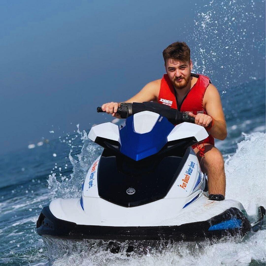 FUN BEACH WATER SPORTS