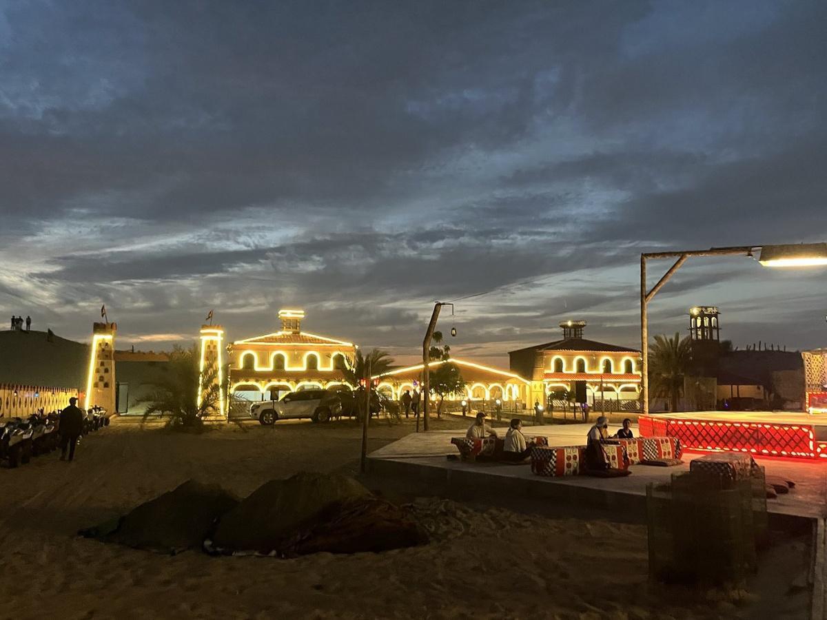 DUBAI DESERT SAFARI DUNE BASHING